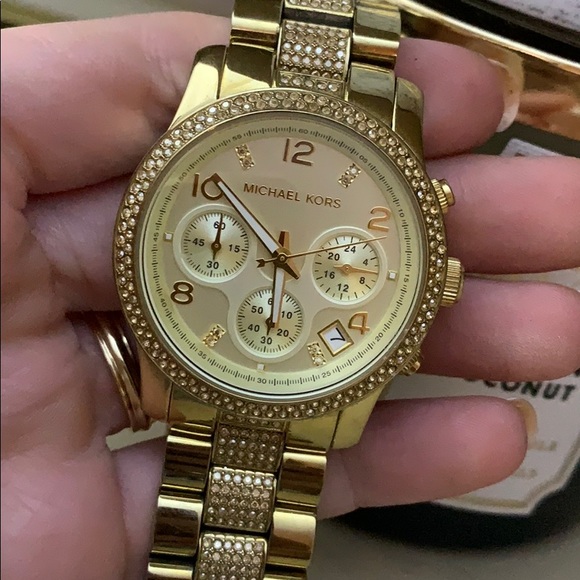 Gold Michael Kors Watch - Picture 2 of 2